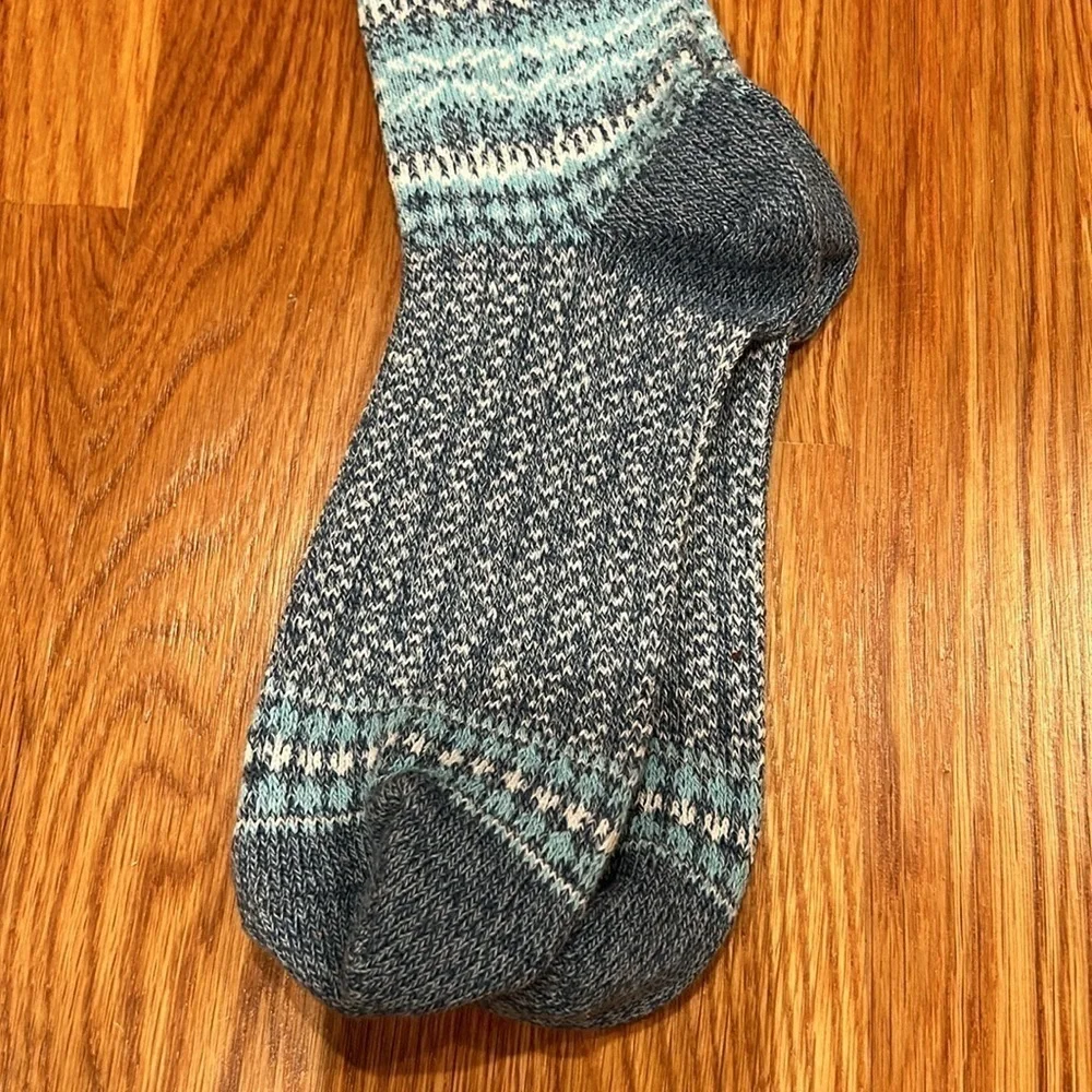 American Eagle crew socks blue white one size dog sock cotton new with tags